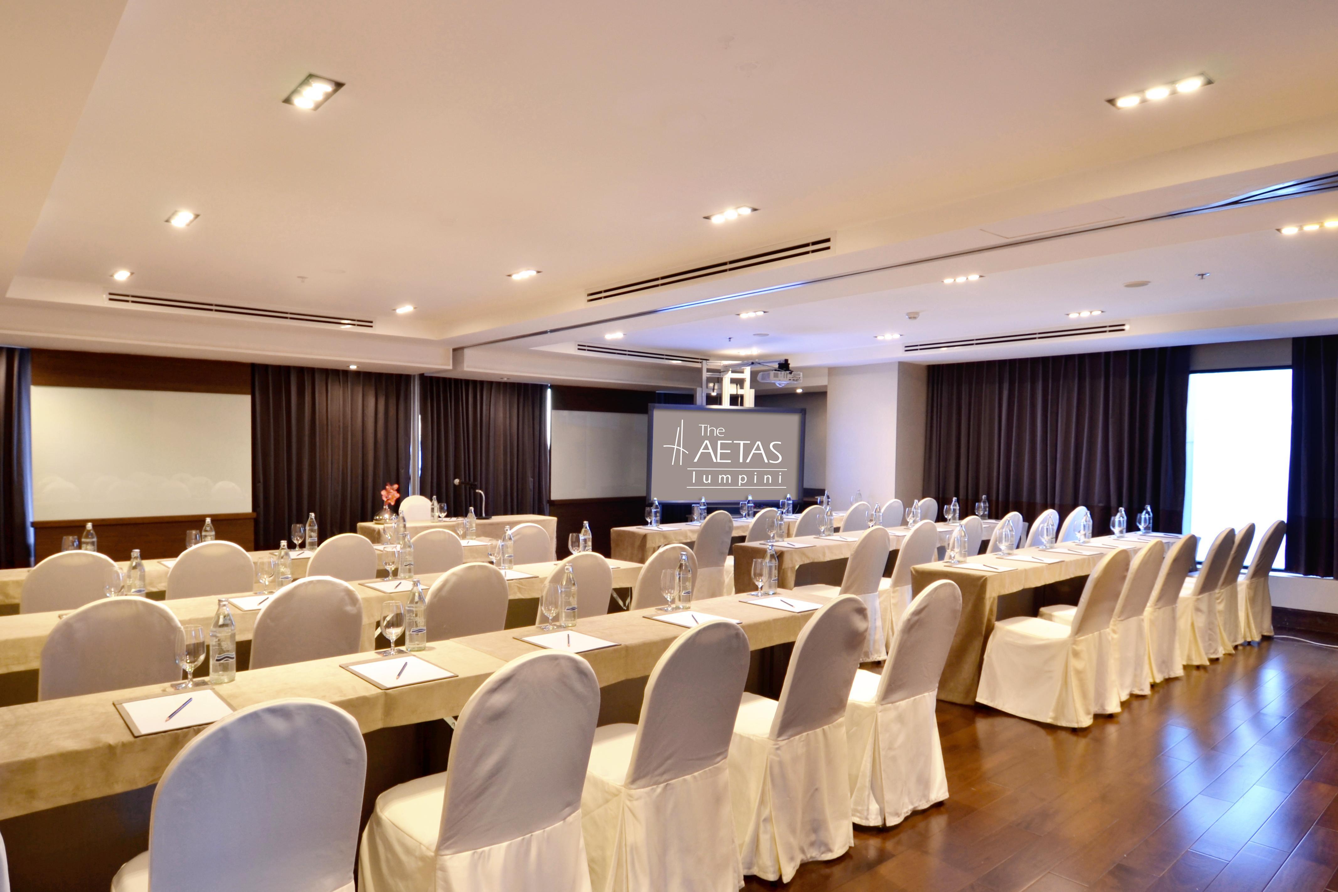 Aetas Lumpini Hotel Bangkok Kültér fotó