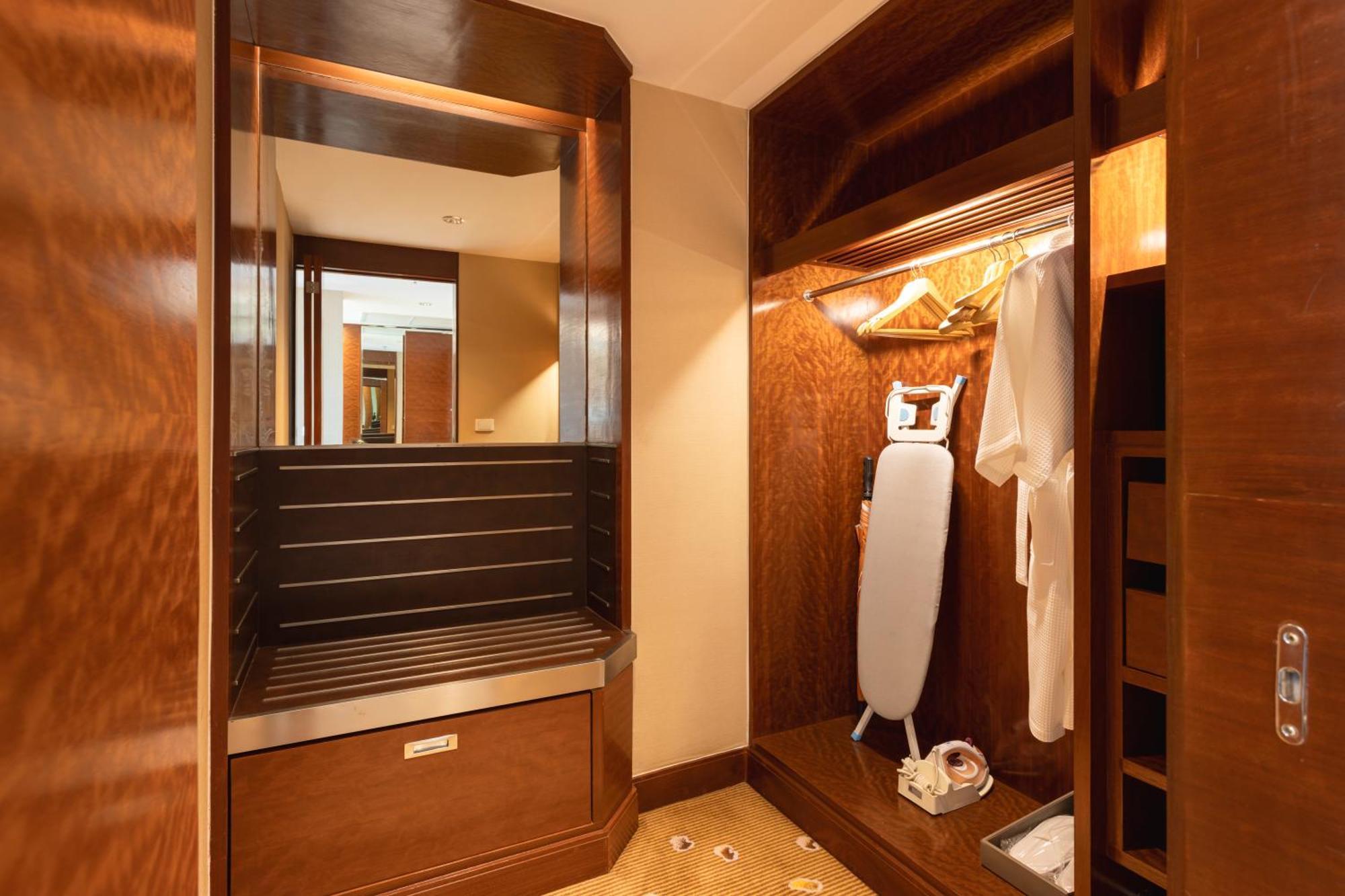 Aetas Lumpini Hotel Bangkok Szoba fotó