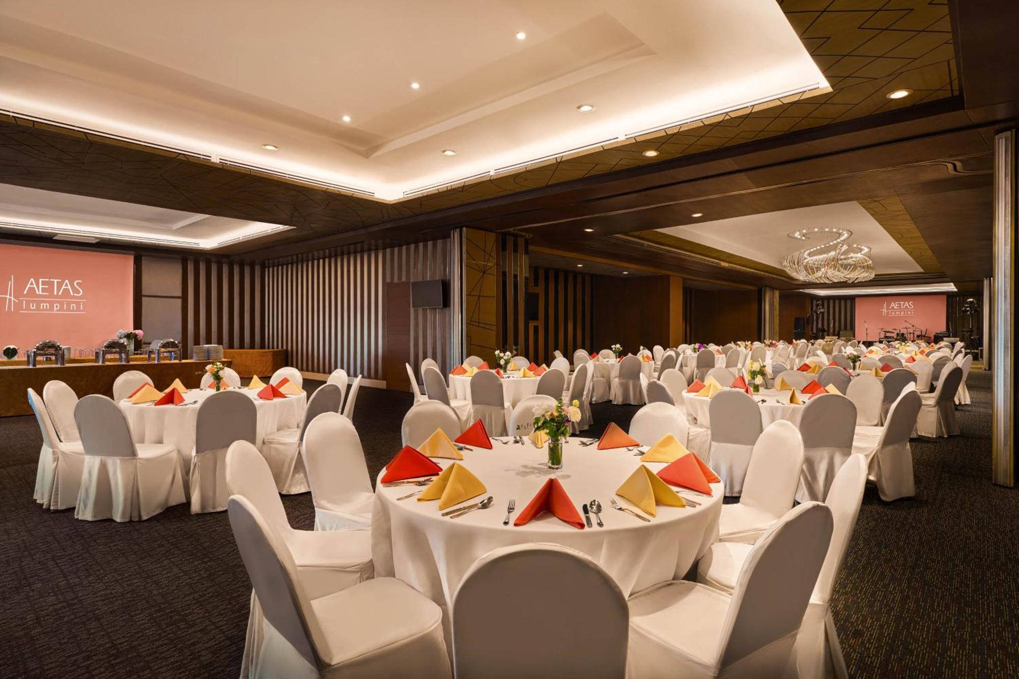 Aetas Lumpini Hotel Bangkok Kültér fotó