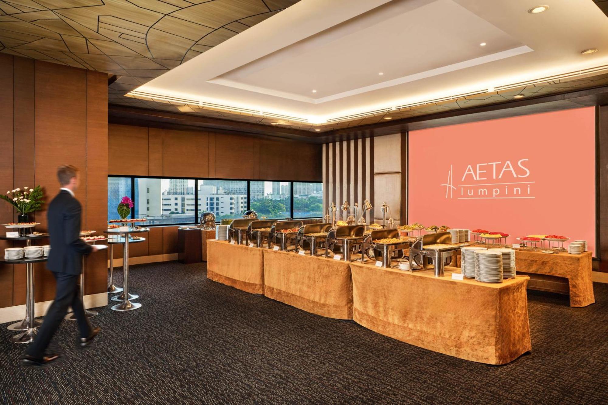 Aetas Lumpini Hotel Bangkok Kültér fotó